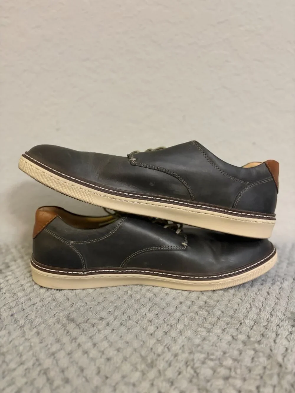 Johnston & Murphy Men’s Oxford Shoes